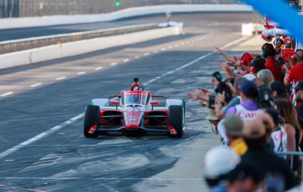 Русский гонщик установил историческое достижение в США. Аплодировали даже соперники