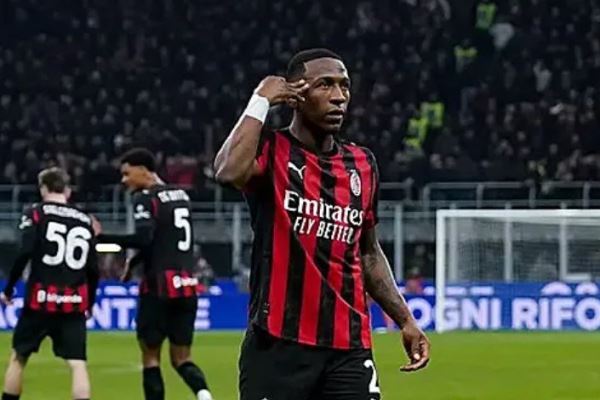 «Милан» одержал победу над «Интером» в матче чемпионата Италии