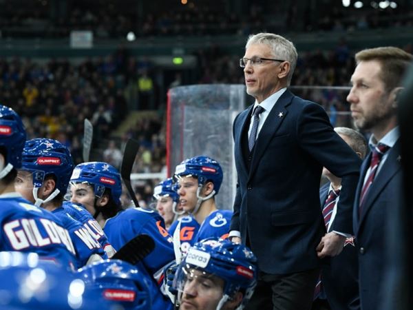 Так куда в итоге ездил Ларионов?