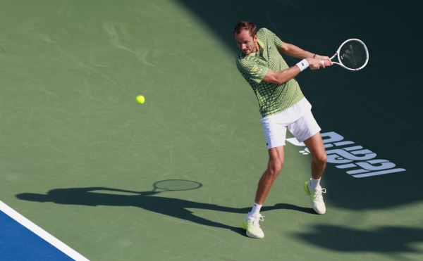 Даниил Медведев вышел в полуфинал крупного турнира в Дубае