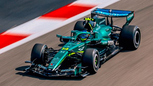 Фернандо Алонсо: Мы отстаём от соперников на месяц