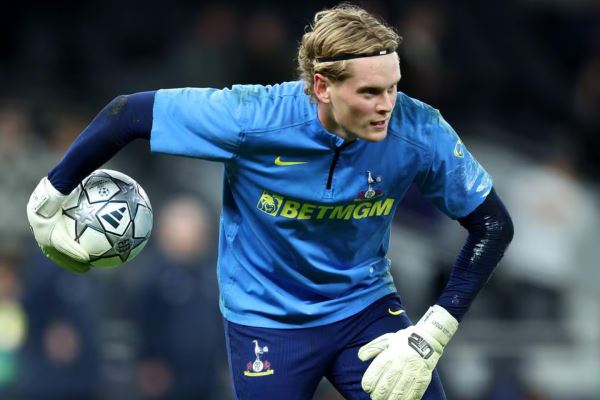 «Тоттенхэм» сделал замену вратаря в первом тайме игры с «Атлетико»