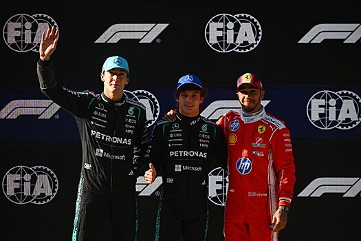 «Показалось, что у нас три машины». Вольф — о третьем месте Хэмилтона в квалификации