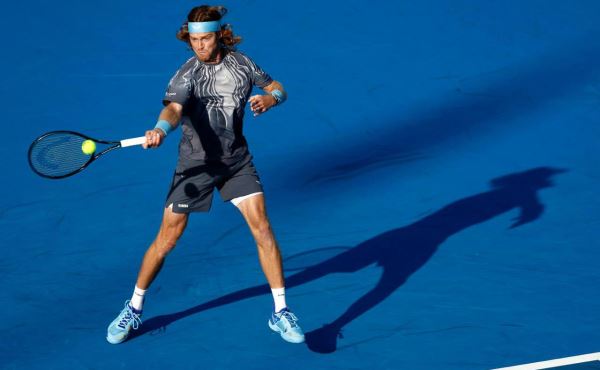 Рублев вышел в четвертьфинал турнира в Дубае